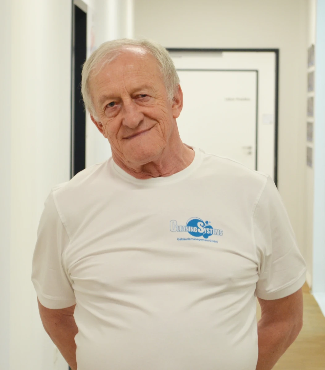 HENRYK Z. - Bauendreinigung (Feinreinigung nach Renovierung / Handwerk)